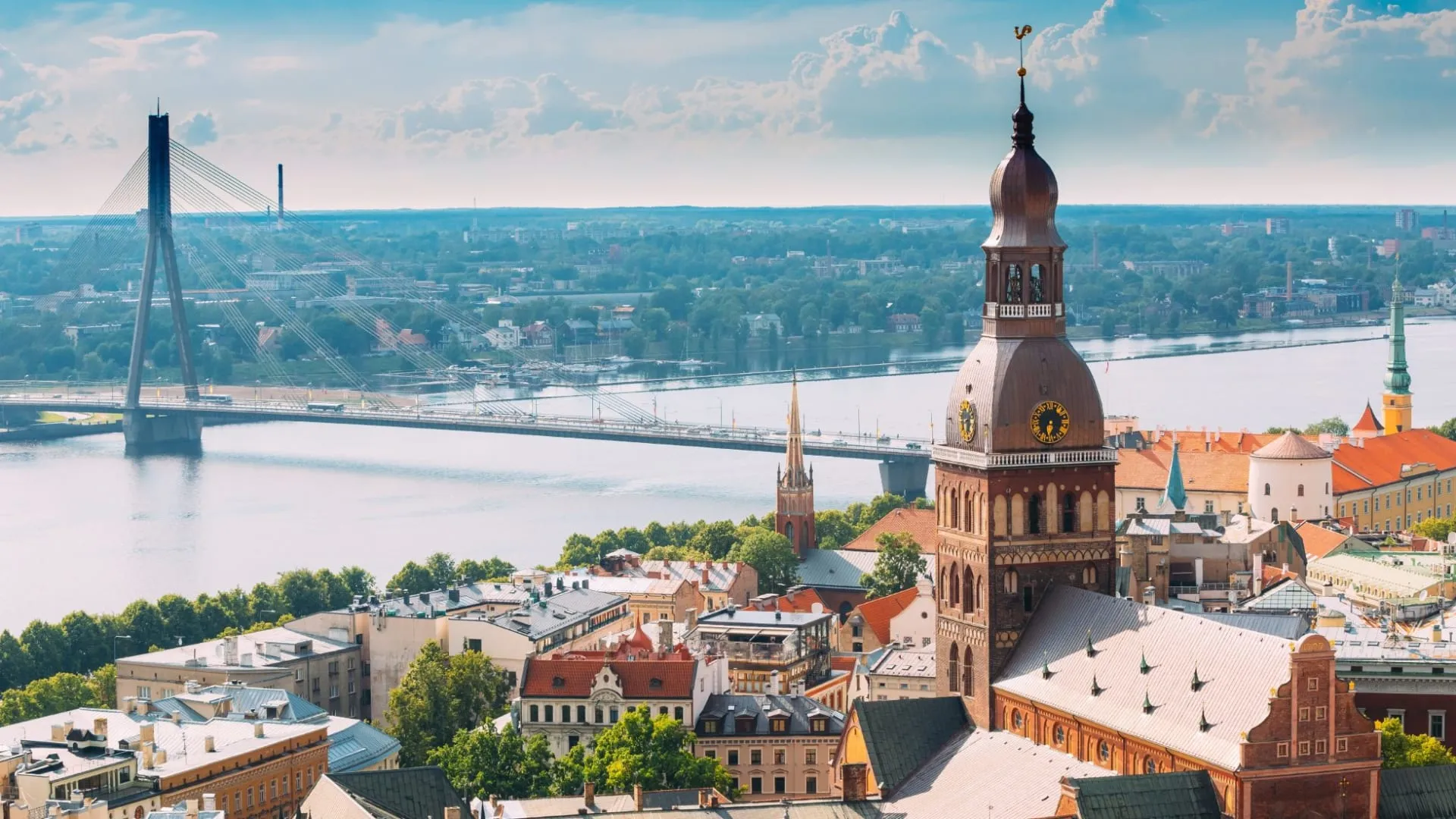 PALĪDZĒS DROŠI UN IZDEVĪGI PĀRDOT JŪSU ĪPAŠUMU